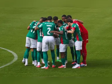 Imagem ilustrativa da imagem Palmeiras acorda, vence o Fortaleza e encaminha vaga na Copa do Brasil