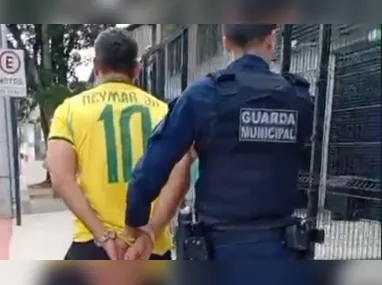 Operação integrada no Espírito Santo reteve R$ 2,8 milhões em mercadorias, prendeu oito pessoas e cumpriu mandados contra o crime de cargas