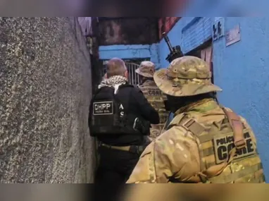 Imagem ilustrativa da imagem Polícia tenta frear avanço de facção carioca no ES