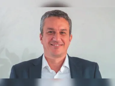 Floriano Schneider é especialista em estratégias de vendas e negócios
