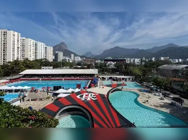 Atacante de 35 anos volta ao Botafogo com salário menor, contrato até 2026 e status de ídolo após 44 gols em 141 jogos