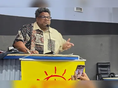 Do Val na convenção do Avante: apoio dos “Movimentos da Direita”