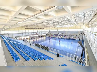 Tchê Tchê comemora após abrir o placar para o Vasco sobre o Cruzeiro