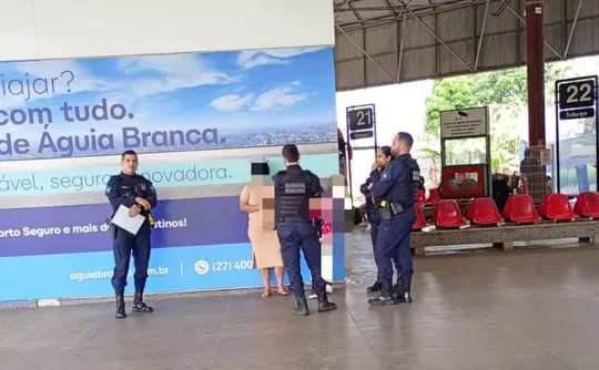 Imagem ilustrativa da imagem Mulher condenada a 9 anos de prisão é detida na Rodoviária de Vitória