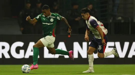 Imagem ilustrativa da imagem Palmeiras joga mal, leva gol nos acréscimos e empata com Cerro Porteño