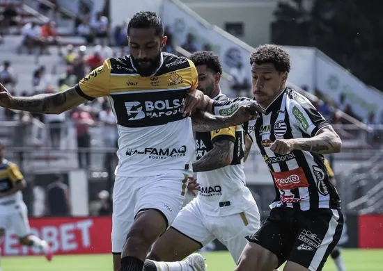 Imagem ilustrativa da imagem Athletic-MG faz 2 a 0 no líder Criciúma e se aproxima do G6