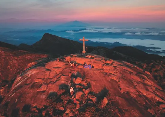 Imagem ilustrativa da imagem Aventura a 2.891 metros de altura no Pico da Bandeira