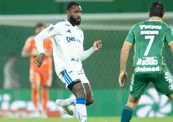 Imagem ilustrativa da imagem Cruzeiro e Chapecoense empatam no 4º jogo sem gol da Copa do Brasil