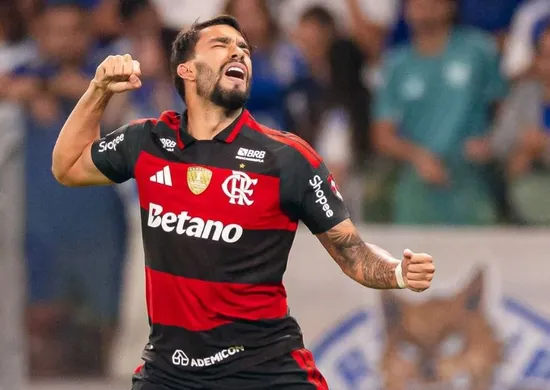 Imagem ilustrativa da imagem Cruzeiro e Flamengo empatam pelas oitavas de final da Libertadores