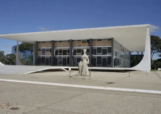 Imagem ilustrativa da imagem Deputado vira réu no STF por injúria contra Lula