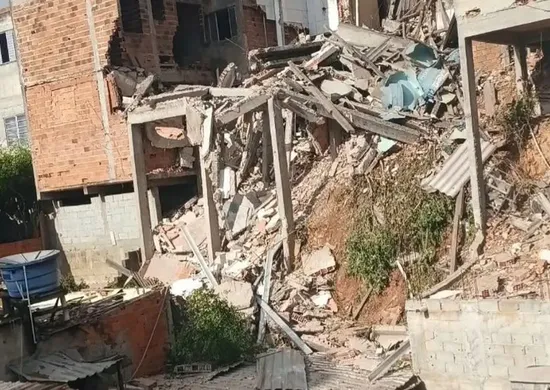 Imagem ilustrativa da imagem Explosão de botijão de gás causa interdição de 13 casas em São Paulo