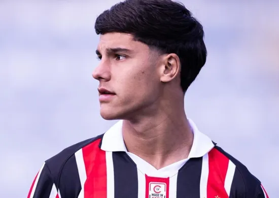 Imagem ilustrativa da imagem Lateral do São Paulo é detido sob suspeita de atropelar e matar idoso de 84 anos
