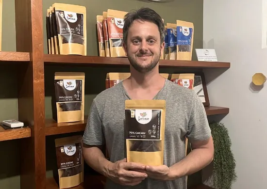 Imagem ilustrativa da imagem Produtor abre fábrica de chocolate e é premiado no Espírito Santo