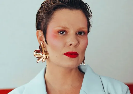 Imagem ilustrativa da imagem Raissa Ijanc se inspira no clássico “Bésame Mucho” em música inédita