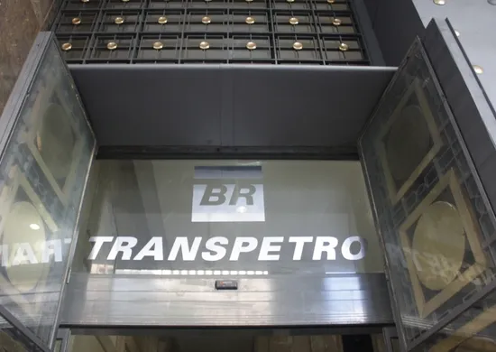 Imagem ilustrativa da imagem Transpetro anuncia concurso com 4.171 vagas e salário de até 15 mil