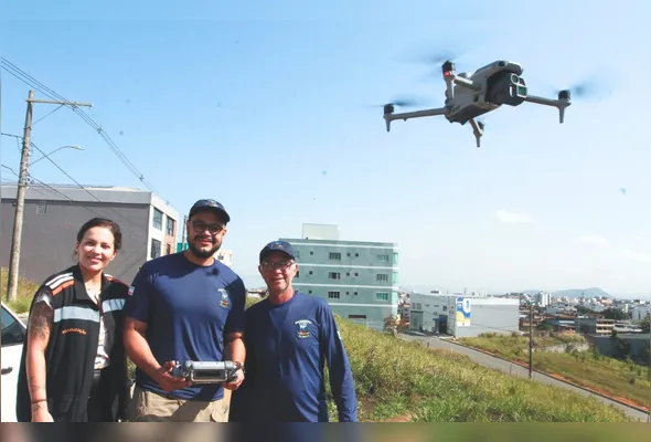 Imagem ilustrativa da imagem Drones vão flagrar “sujões”, invasões e obras irregulares em Cariacica