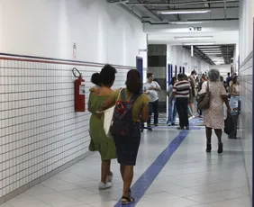Imagem ilustrativa da imagem 94 urnas apresentam problemas; votação do segundo turno segue normal