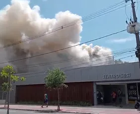 Imagem ilustrativa da imagem Após incêndio, Sesi suspende as aulas e retorna terça-feira