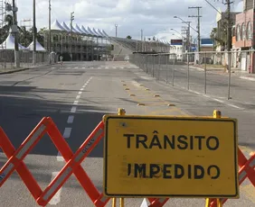 Imagem ilustrativa da imagem Rua do Sambão do Povo é interditada para início da montagem do Vital