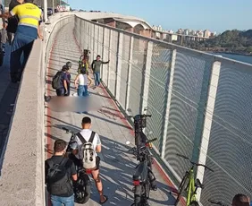 Imagem ilustrativa da imagem Motociclista morre ao cair na ciclovia da Terceira Ponte após colisão