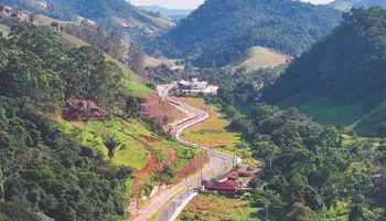 Rota da Ferradura reúne restaurantes, cafés e natureza em Guarapari