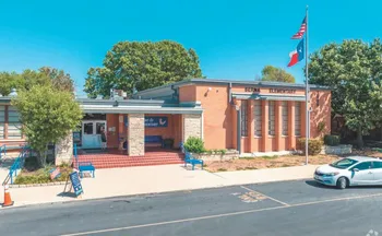 Imagem ilustrativa da imagem Jovem é preso após IA denunciar plano de massacre em escola