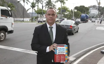 Imagem ilustrativa da imagem Justiça pede explicação a plataformas sobre recusa de corridas para idosos