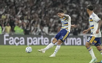 Imagem ilustrativa da imagem 'Maracanazo': jornais argentinos repercutem vaga do Boca Juniors contra o Vasco