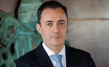 Imagem ilustrativa da imagem Reitor da PUCPR morre nos EUA atingido por pedaço de telhado arrancado pelo vento