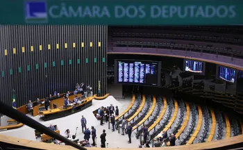 Imagem ilustrativa da imagem Renovação da Câmara federal chegou a 35%; veja nova composição da Casa
