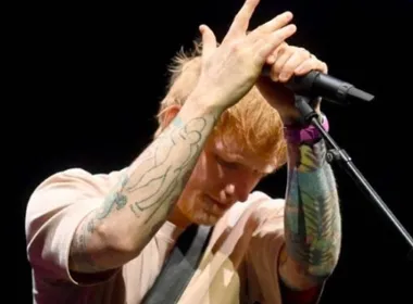 Imagem ilustrativa da imagem Após polêmicas, Ed Sheeran diz que o que acontece em Gaza é "catastrófico"