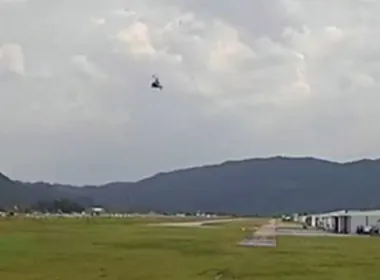 Imagem ilustrativa da imagem Bombeiros e FAB reforçam buscas por helicóptero com cantor Rick em SC