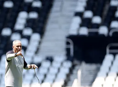 Imagem ilustrativa da imagem Brasileirão: Tite busca 1ª vitória no Botafogo