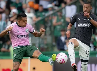 Imagem ilustrativa da imagem Coritiba e Botafogo empatam e mantêm jejum de vitórias no Brasileirão