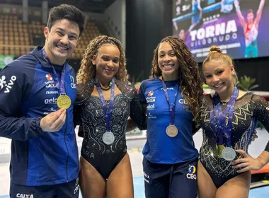 Imagem ilustrativa da imagem Flávia Saraiva e Rebeca Andrade fazem dobradinha na trave; Nory conquista o ouro