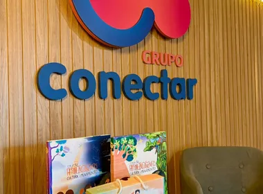 Imagem ilustrativa da imagem Grupo Conectar investe em tecnologia para educação pública