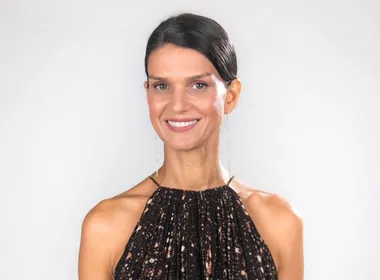 Imagem ilustrativa da imagem Karina Zeviani, ex-'The Voice', morre aos 51 anos em decorrência de um câncer