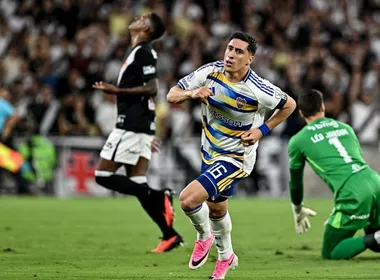 Imagem ilustrativa da imagem Léo Jardim falha no fim, Boca elimina Vasco e vai à final da Sul-Americana