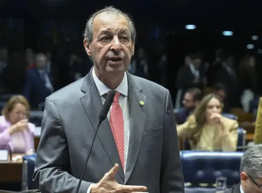Imagem ilustrativa da imagem Omar Aziz é eleito governador do Amazonas