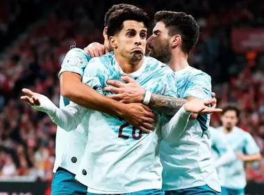Imagem ilustrativa da imagem Portugal vence Dinamarca, e Jesus evita falar sobre saída de Cristiano Ronaldo