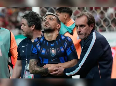 Pio Esposito, da Itália, comemora após marcar gol na partida entre Turquia e Itália válida pela sgunda rodada da Liga das Nações da UEFA, em Bursa, na Turquia, nesta segunda-feira, 28