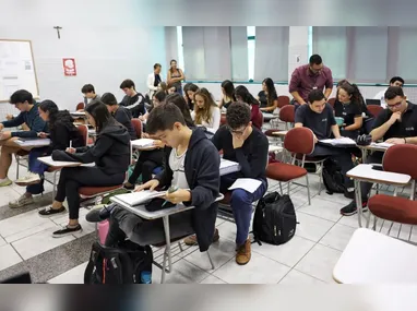 Mestrado adota modelo híbrido com aulas na sede de Cachoeiro de Itapemirim