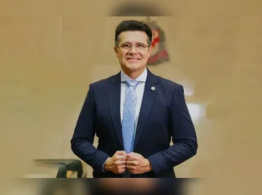Imagem ilustrativa da imagem Deputado estadual Marcelo Aguiar é detido após disparo em bar