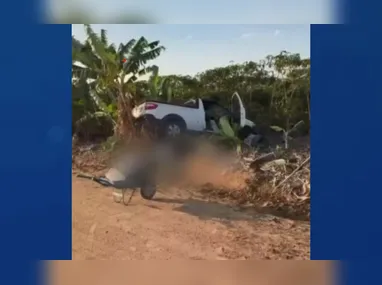 Carro capotou em Guarapari