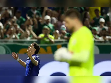 Marino Hinestroza fez dois gols e Puma Rodríguez também guardou o dele