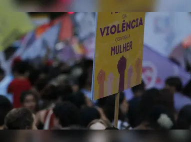 Imagem ilustrativa da imagem Plataformas vão informar canais de denúncia de violência contra mulher