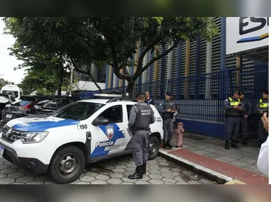 Aos 99 anos, a aposentada Arleth Franca Mathias foi votar em Vila Velha e manteve o compromisso com a cidadania