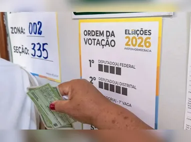 Eleitores no Ifes Vitória