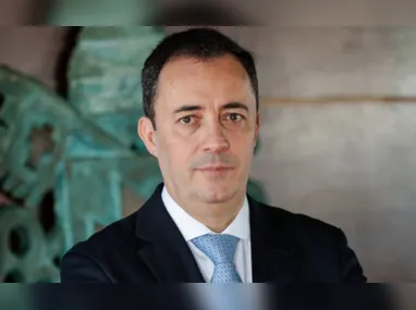 Candidatos chegando em local de prova do Enem
