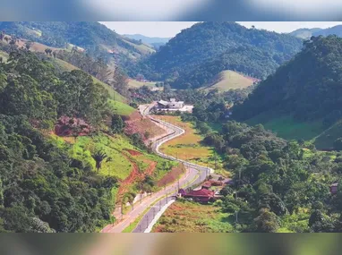 Percurso para chegar à Rota da Ferradura pode ser feito por dois acessos